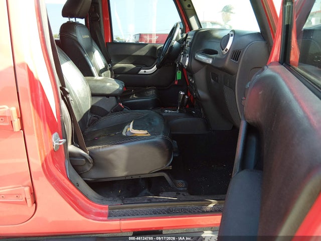 46124785 :رقم المزاد ، 1C4BJWEG5DL575651 vin ، 2013 Jeep Wrangler Unlimited Sahara مزاد بيع