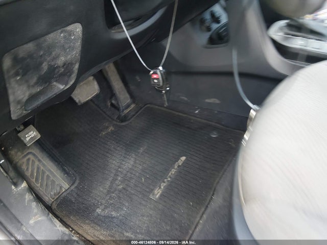 46124806 :رقم المزاد ، 5XYZU3LBXFG261875 vin ، 2015 Hyundai Santa Fe Sport 2.4l مزاد بيع