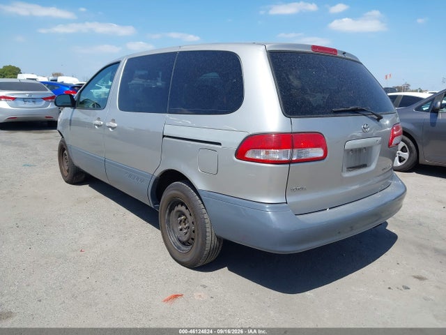 2001 Toyota Sienna Ce მანქანა იყიდება აუქციონზე, vin: 4T3ZF19C11U397658, აუქციონის ნომერი: 46124824