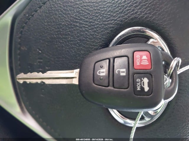 Toyota COROLLA LE 2016 5YFBURHE1GP418598 Image 11