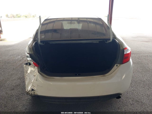 Toyota COROLLA LE 2016 5YFBURHE1GP418598 Image 17
