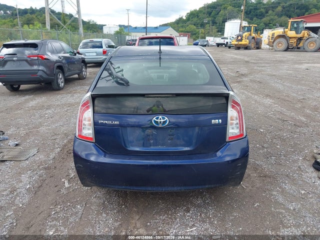 46124866 :رقم المزاد ، JTDKN3DU3D1617885 vin ، 2013 Toyota Prius Two مزاد بيع