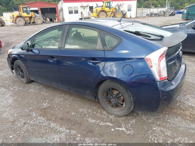 46124866 :رقم المزاد ، JTDKN3DU3D1617885 vin ، 2013 Toyota Prius Two مزاد بيع