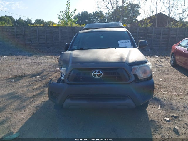 46124877 :رقم المزاد ، 5TFNX4CN4EX032996 vin ، 2014 Toyota Tacoma مزاد بيع