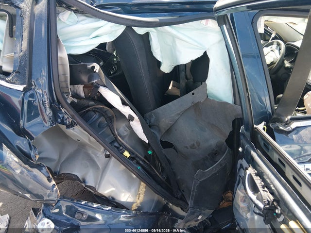 KNMAT2MT8GP665497 Nissan ROGUE SV
