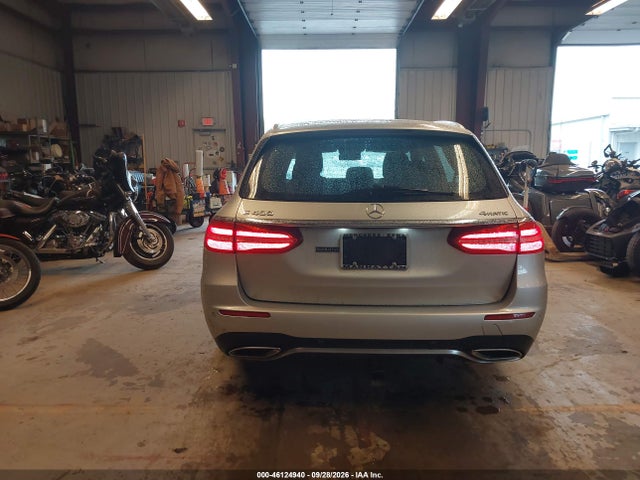 2017 Mercedes-benz E 400 4matic მანქანა იყიდება აუქციონზე, vin: WDDZH6GB8HA153845, აუქციონის ნომერი: 46124940