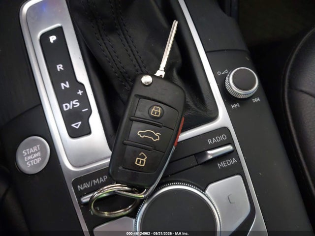 Продаж на аукціоні авто 2018 Audi A3 2.0t Premium/2.0t Tech Premium, vin: WAUAUGFF7J1015729, номер лоту: 46124962