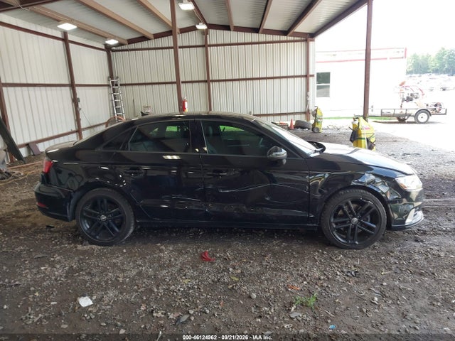Продаж на аукціоні авто 2018 Audi A3 2.0t Premium/2.0t Tech Premium, vin: WAUAUGFF7J1015729, номер лоту: 46124962