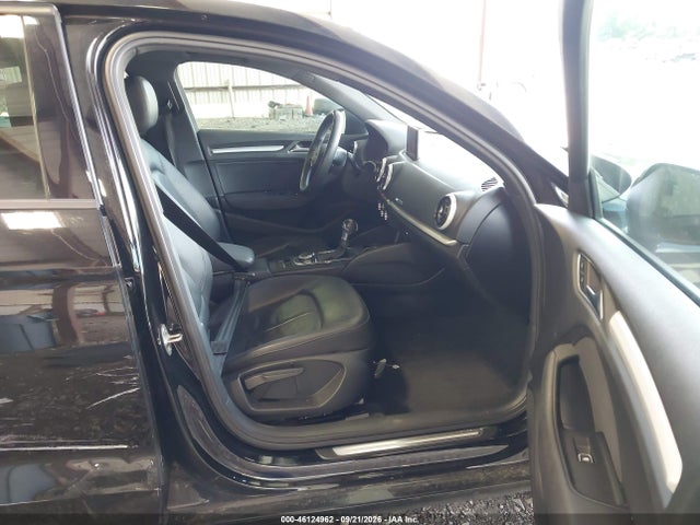 Продаж на аукціоні авто 2018 Audi A3 2.0t Premium/2.0t Tech Premium, vin: WAUAUGFF7J1015729, номер лоту: 46124962
