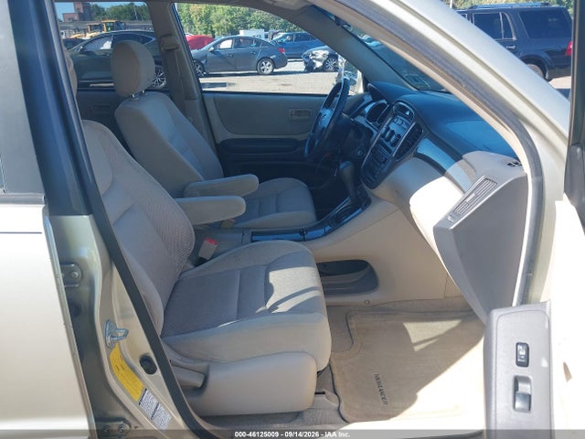 46125009 :رقم المزاد ، JTEHF21AX30139413 vin ، 2003 Toyota Highlander V6 مزاد بيع