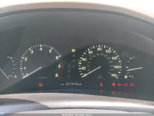 1996 Lexus Ls 400 მანქანა იყიდება აუქციონზე, vin: JT8BH22F7T0064196, აუქციონის ნომერი: 46125018