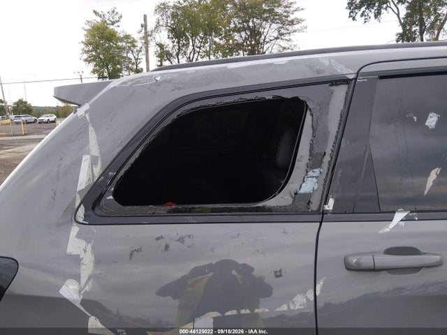 Продажа на аукционе авто 2021 Jeep Grand Cherokee Trackhawk 4x4, vin: 1C4RJFN97MC833829, номер лота: 46125022