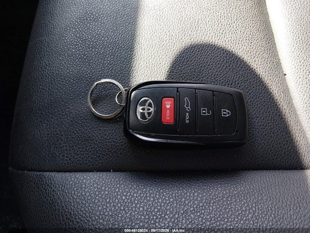 Aukcja sprzedaży 2022 Toyota Corolla Cross Xle, vin: 7MUDAABG9NV013063, numer aukcji: 46125024