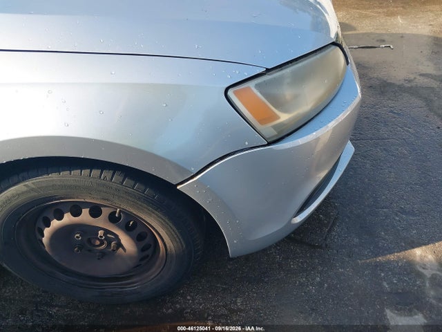 Продаж на аукціоні авто 2014 Volkswagen Jetta 2.0l S, vin: 3VW2K7AJ2EM406012, номер лоту: 46125041