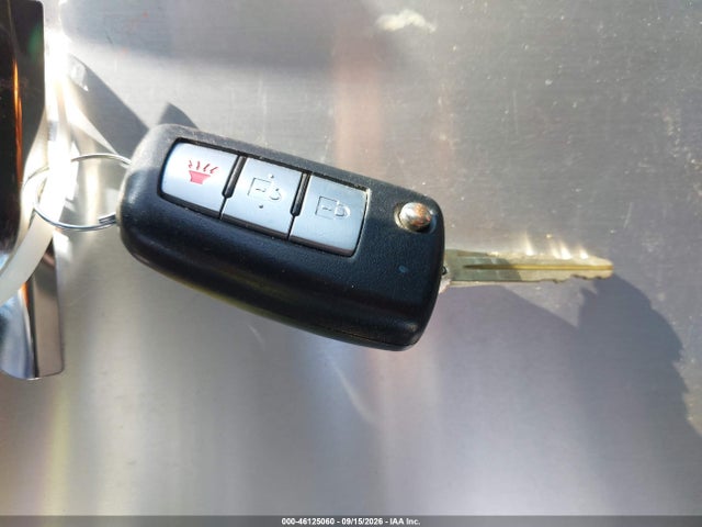 Nissan ROGUE S 2017 KNMAT2MT7HP540556 Image 11