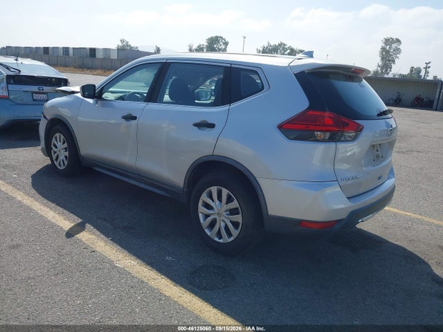 Nissan ROGUE S 2017 KNMAT2MT7HP540556 Image 3
