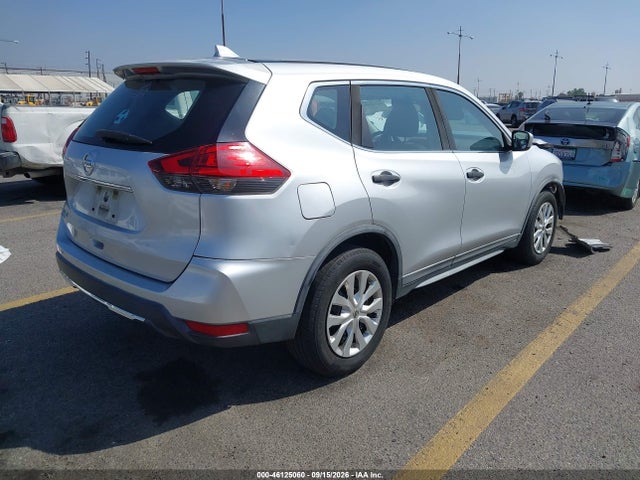 Nissan ROGUE S 2017 KNMAT2MT7HP540556 Image 4