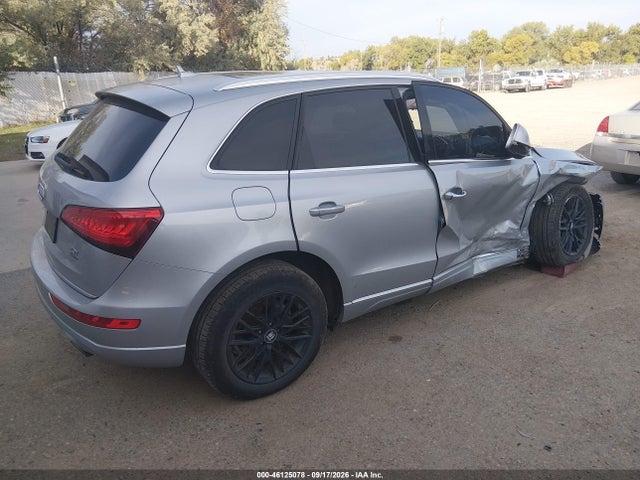 2016 Audi Q5 2.0t Premium მანქანა იყიდება აუქციონზე, vin: WA1C2AFP4GA074215, აუქციონის ნომერი: 46125078