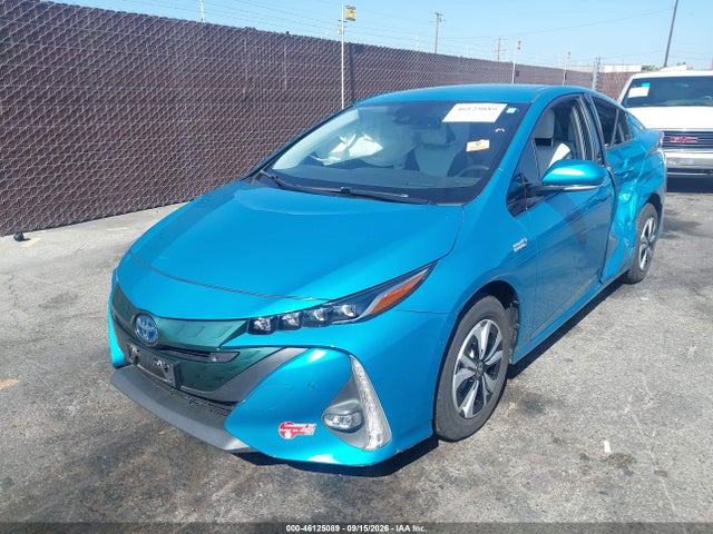 Toyota Prius Prime Advanced 2017 JTDKARFP6H3050605 Image 2