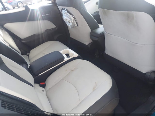 Toyota Prius Prime Advanced 2017 JTDKARFP6H3050605 Image 8