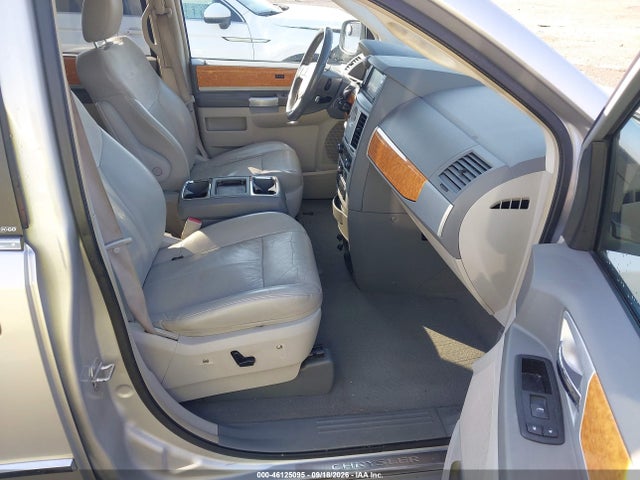 Aukcja sprzedaży 2010 Chrysler Town & Country Limited, vin: 2A4RR6DX1AR150028, numer aukcji: 46125095