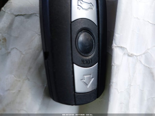 46125109 :رقم المزاد ، WBAVA37508NL49368 vin ، 2008 Bmw 328i مزاد بيع