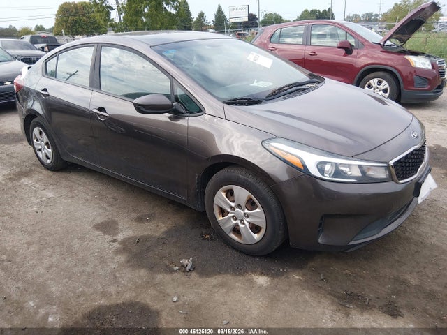 Aukcja sprzedaży 2017 Kia Forte Lx, vin: 3KPFK4A7XHE153883, numer aukcji: 46125120