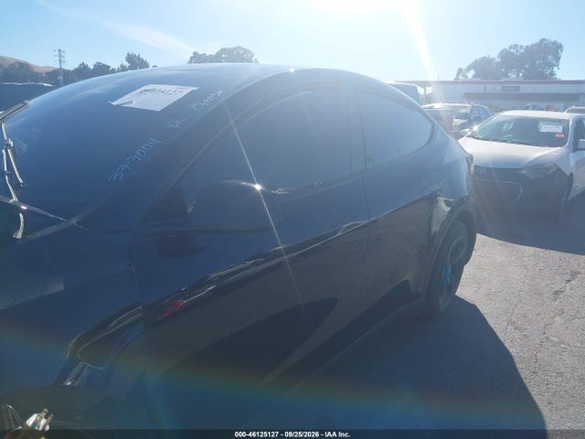 Продаж на аукціоні авто 2026 Tesla Model Y All-wheel Drive/long Range Launch Series/premium All-wheel Drive, vin: 7SAYGDEE1TF377004, номер лоту: 46125127
