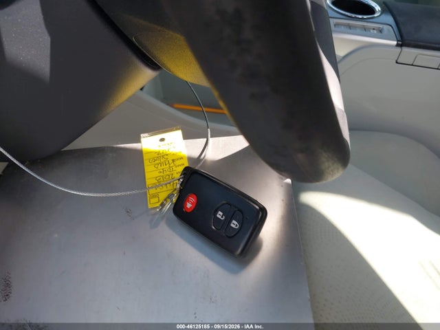 Auction sale of the 2013 Toyota Prius V Two, vin: JTDZN3EU4D3219716, lot number: 46125185