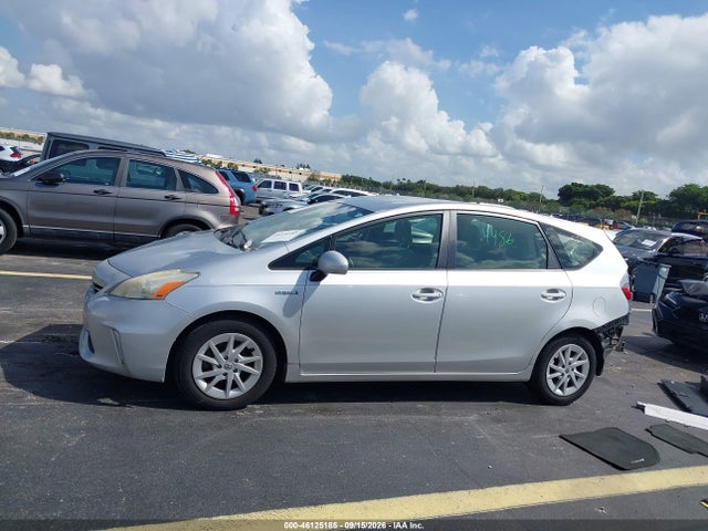 Auction sale of the 2013 Toyota Prius V Two, vin: JTDZN3EU4D3219716, lot number: 46125185