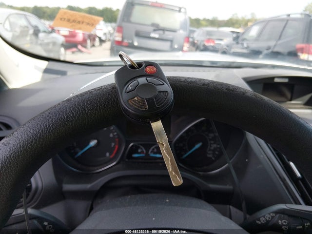 46125236 :رقم المزاد ، 1FMCU0F79HUD37515 vin ، 2017 Ford Escape S مزاد بيع