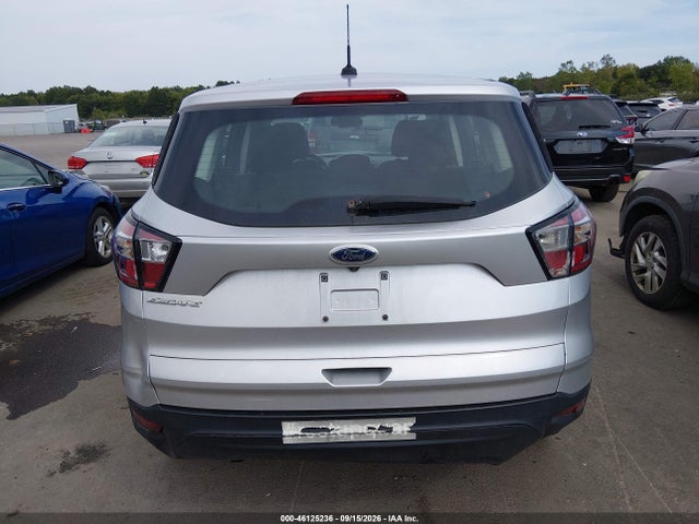 46125236 :رقم المزاد ، 1FMCU0F79HUD37515 vin ، 2017 Ford Escape S مزاد بيع