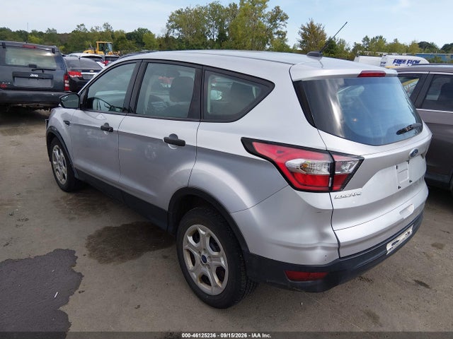 46125236 :رقم المزاد ، 1FMCU0F79HUD37515 vin ، 2017 Ford Escape S مزاد بيع