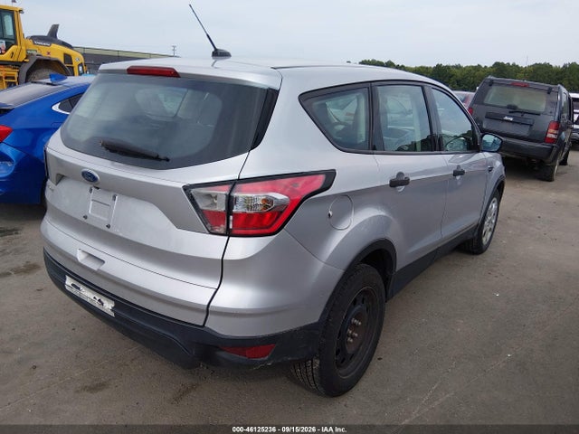 46125236 :رقم المزاد ، 1FMCU0F79HUD37515 vin ، 2017 Ford Escape S مزاد بيع