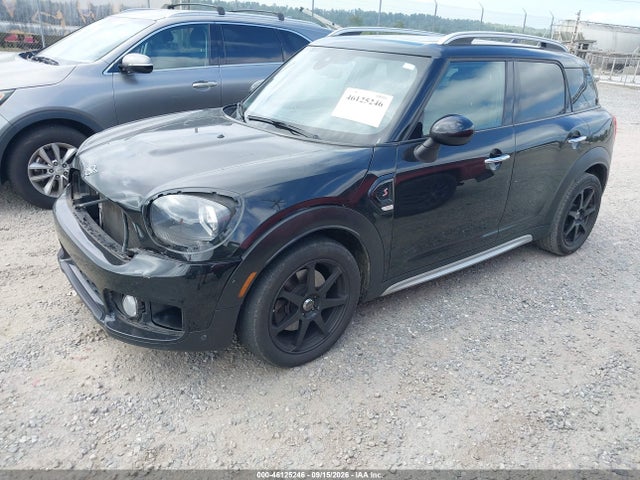 Mini Countryman Cooper S 2019 WMZYT3C51K3E96045 Image 2
