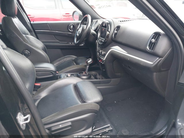 Mini Countryman Cooper S 2019 WMZYT3C51K3E96045 Image 5