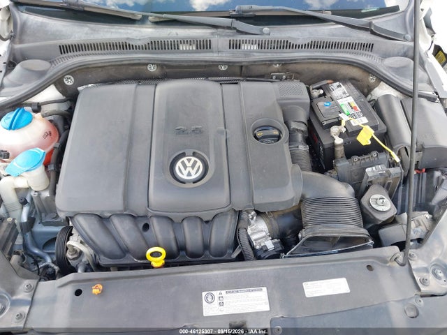2013 Volkswagen Jetta 2.5l Se მანქანა იყიდება აუქციონზე, vin: 3VWDP7AJ2DM260591, აუქციონის ნომერი: 46125307