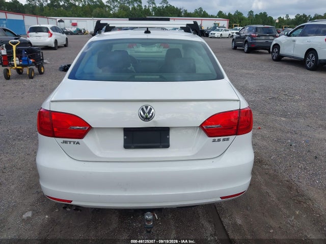 2013 Volkswagen Jetta 2.5l Se მანქანა იყიდება აუქციონზე, vin: 3VWDP7AJ2DM260591, აუქციონის ნომერი: 46125307