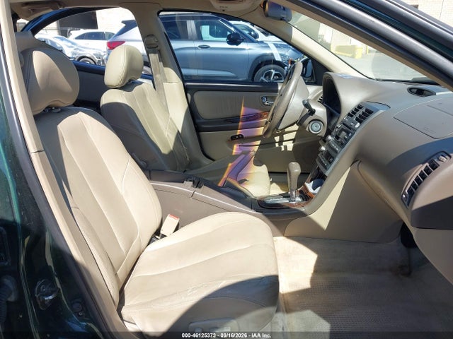 46125373 :رقم المزاد ، JN1CA31D8YT556096 vin ، 2000 Nissan Maxima Gle/gxe/se مزاد بيع