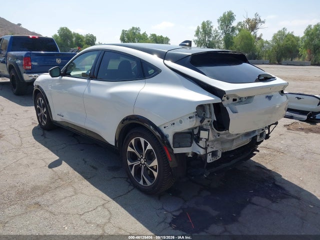 2022 Ford Mustang Mach-e Premium მანქანა იყიდება აუქციონზე, vin: 3FMTK3SUXNMA29921, აუქციონის ნომერი: 46125406