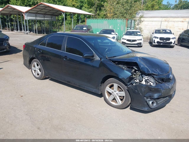 46125413 :رقم المزاد ، 4T1BF1FK6CU099292 vin ، 2012 Toyota Camry Se مزاد بيع
