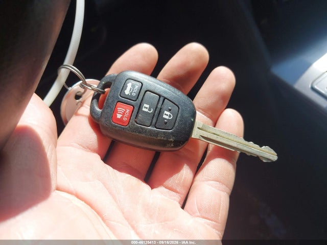 46125413 :رقم المزاد ، 4T1BF1FK6CU099292 vin ، 2012 Toyota Camry Se مزاد بيع
