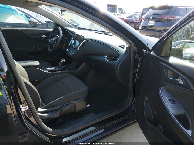 1G1ZD5ST6SF144595 Chevrolet Malibu Fwd 1lt