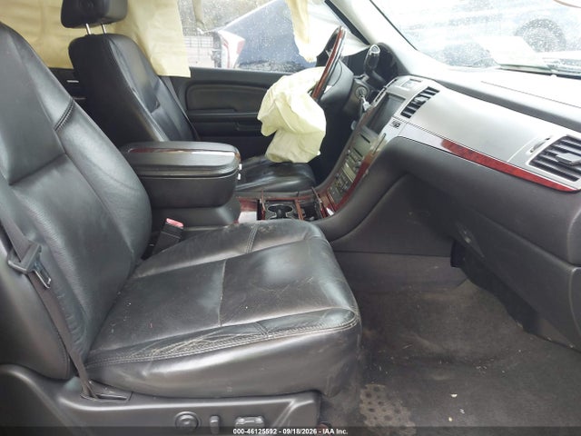 46125592 :رقم المزاد ، 1GYFK66877R371239 vin ، 2007 Cadillac Escalade Esv Standard مزاد بيع