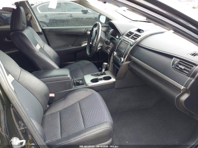 46125723 :رقم المزاد ، 4T1BF1FKXDU268179 vin ، 2013 Toyota Camry Se مزاد بيع