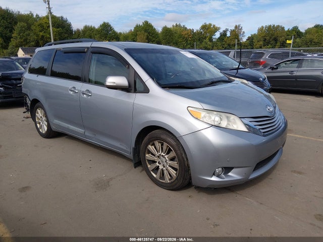 2014 Toyota Sienna Limited V6 7 Passenger მანქანა იყიდება აუქციონზე, vin: 5TDYK3DC7ES501698, აუქციონის ნომერი: 46125747