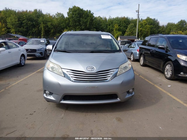 Продажа на аукционе авто 2014 Toyota Sienna Limited V6 7 Passenger, vin: 5TDYK3DC7ES501698, номер лота: 46125747