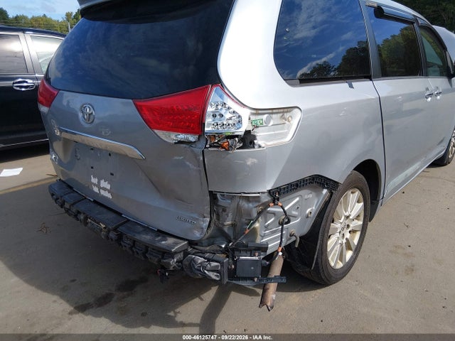 Продажа на аукционе авто 2014 Toyota Sienna Limited V6 7 Passenger, vin: 5TDYK3DC7ES501698, номер лота: 46125747