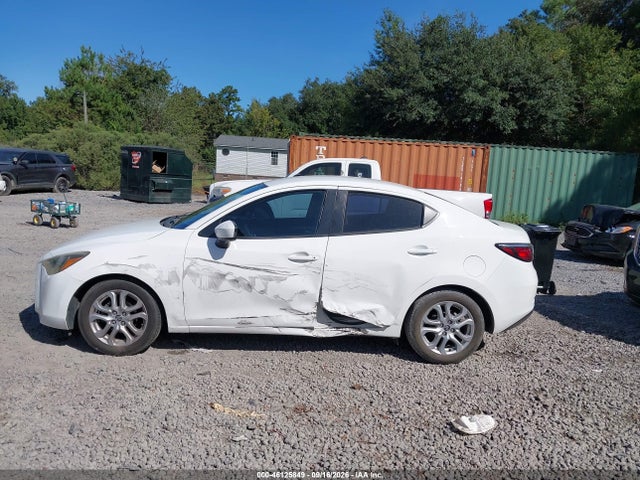 Продажа на аукционе авто 2017 Toyota Yaris Ia, vin: 3MYDLBYVXHY167859, номер лота: 46125849