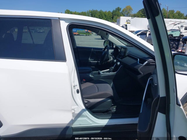 Продаж на аукціоні авто 2022 Toyota Rav4 Le, vin: 2T3H1RFV1NW195603, номер лоту: 46125978